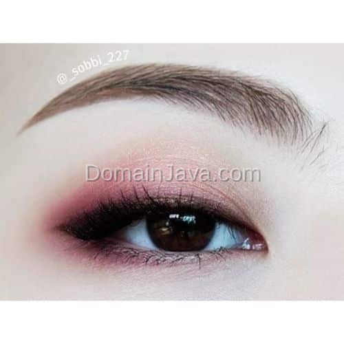 Half Moon Eyeliner