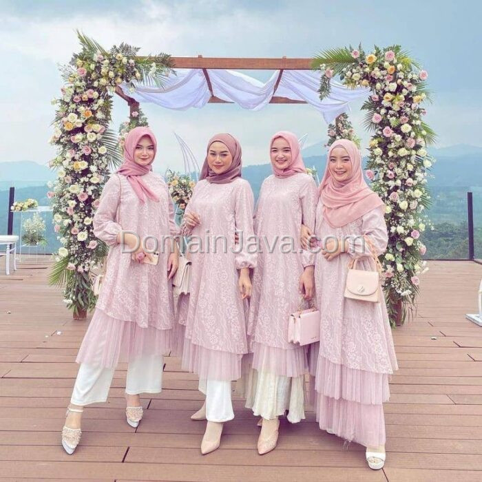 Model Baju Bridesmaid Dusty Pink