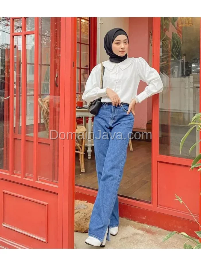 OOTD Kemeja Putih dengan Kerah Flat Collar