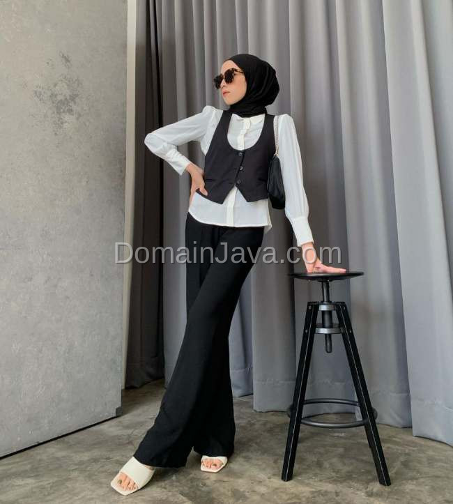 Tampil Gemas dengan Vest
